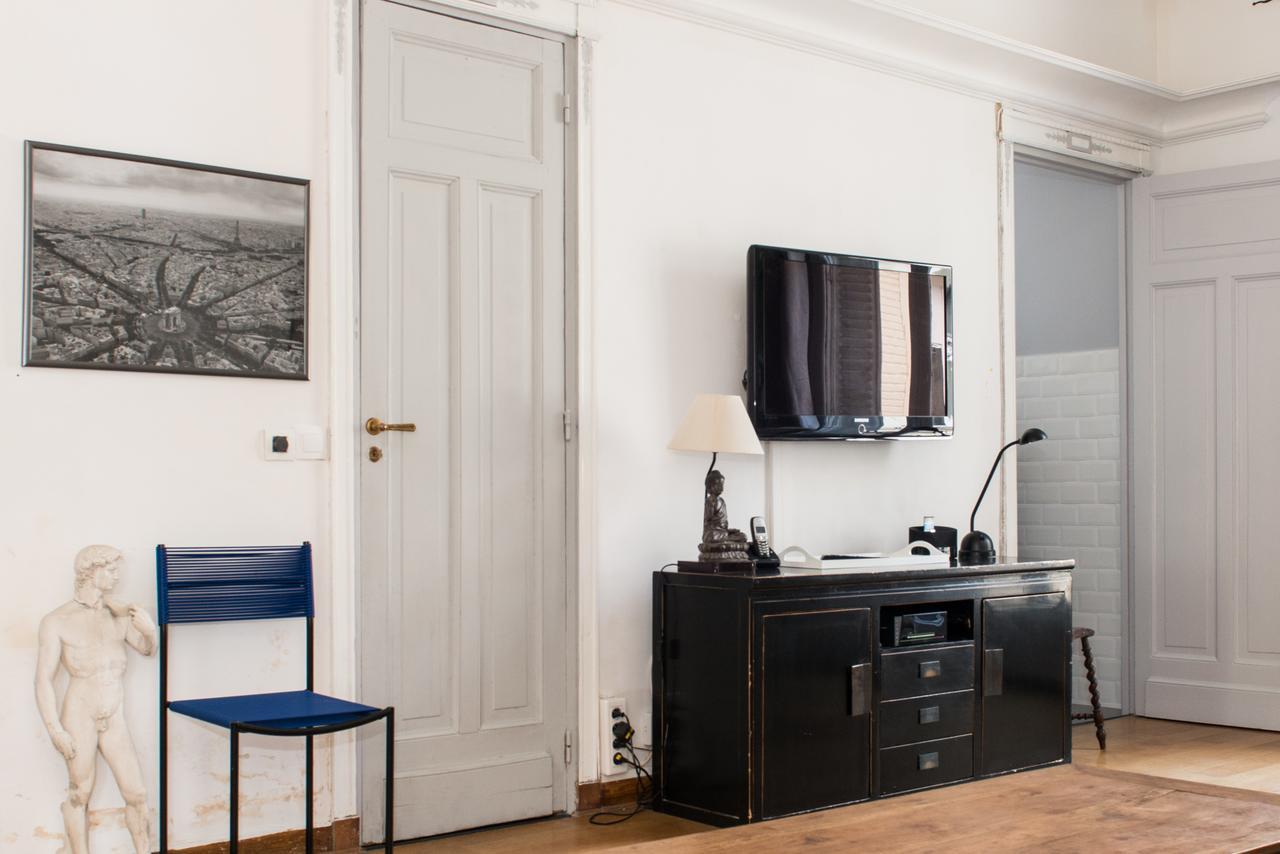 Apartment Claridge Paris